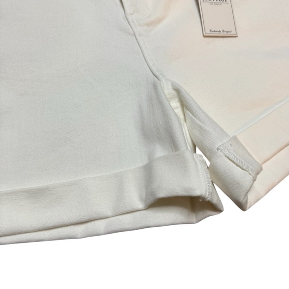 NWT Judy Blue White High Rise Waist Cuffed Denim Comfy Stretch Shorts Size Large - Picture 4 of 10